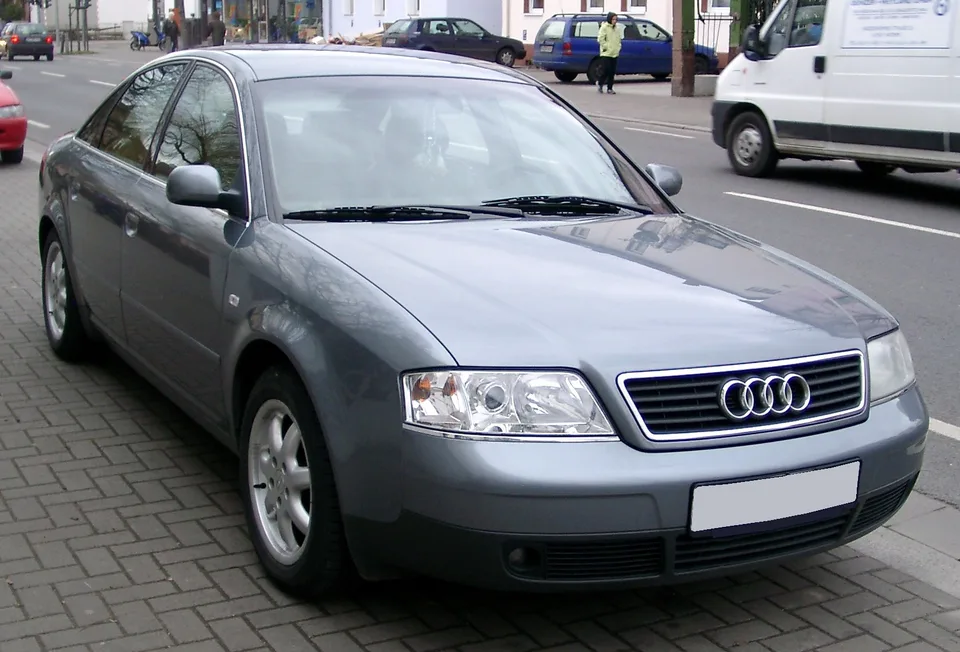 Audi A6 C5 (4B)