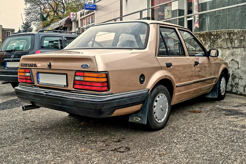 Ford Orion Mk2