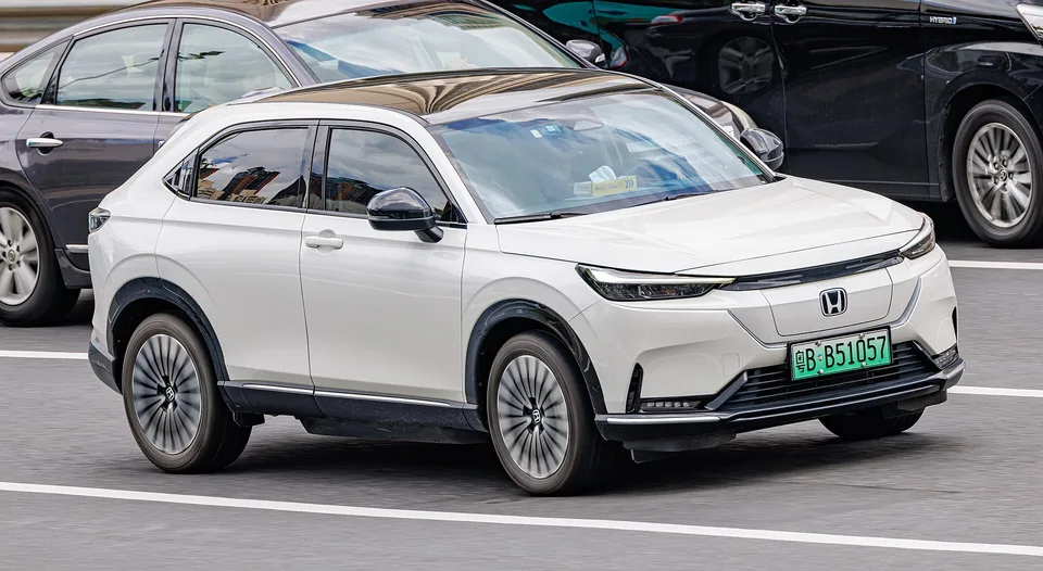 Honda e:NS1 I