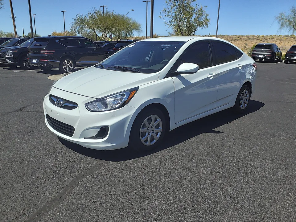 Hyundai Accent IV (RB)