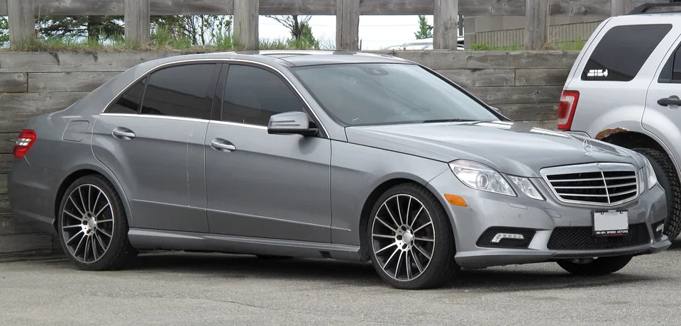 Mercedes-Benz E-Class W212