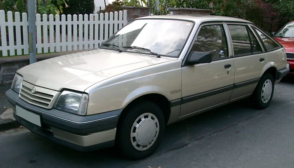 Opel Ascona C