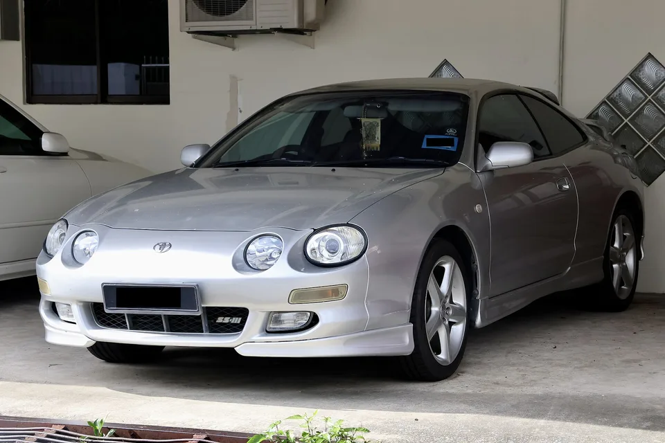 Toyota Celica T200