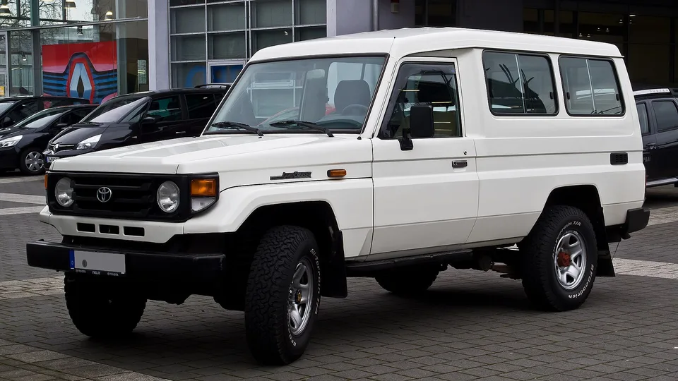 Toyota Land Cruiser J70