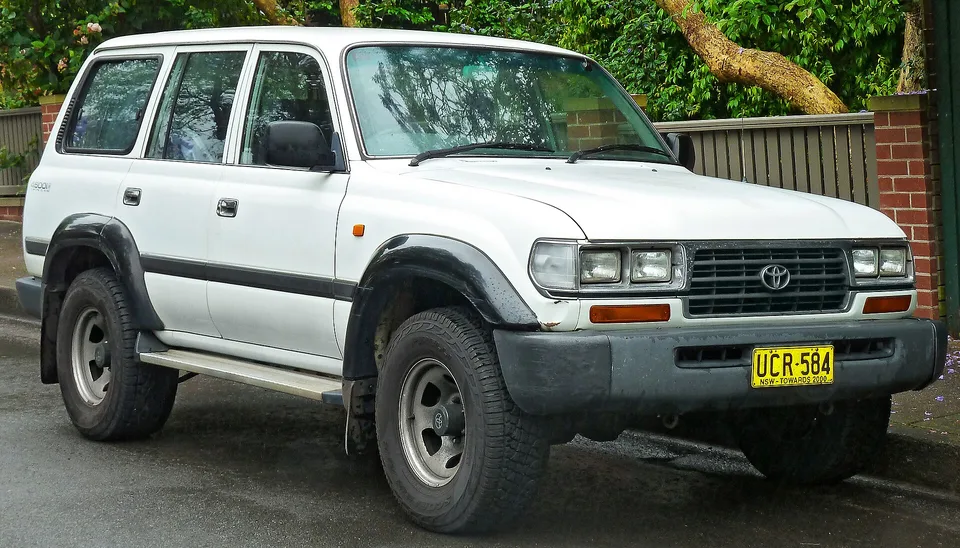 Toyota Land Cruiser J80