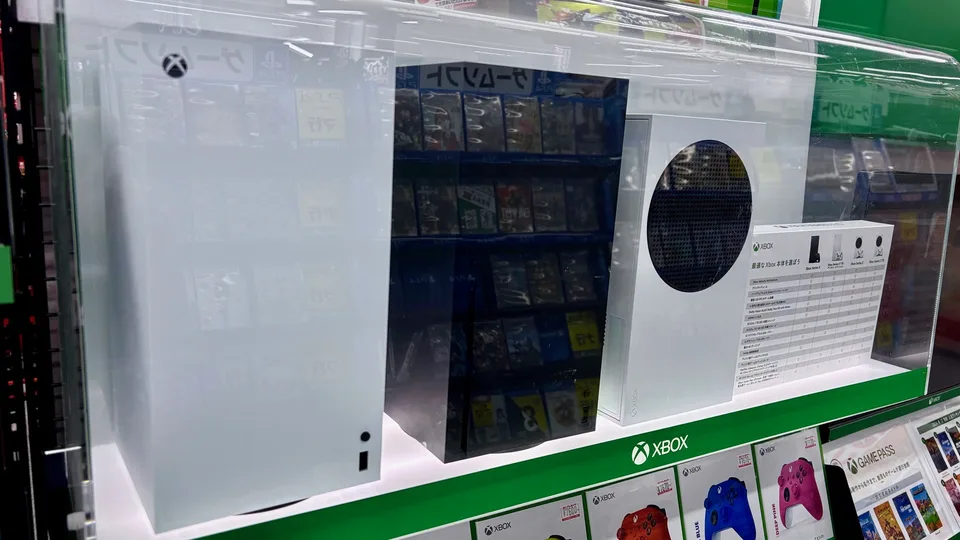 Приставка дороже ноутбука. Xbox Series X в Европе стоит 799,99 евро после подорожания