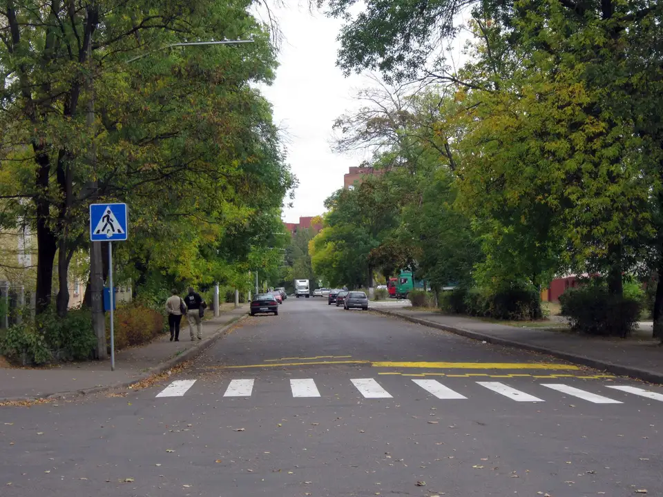 Переходы в темноте, велосипеды и самокаты. ГАИ Минска с 25 по 31 октября проводит акцию «Время стать заметным»