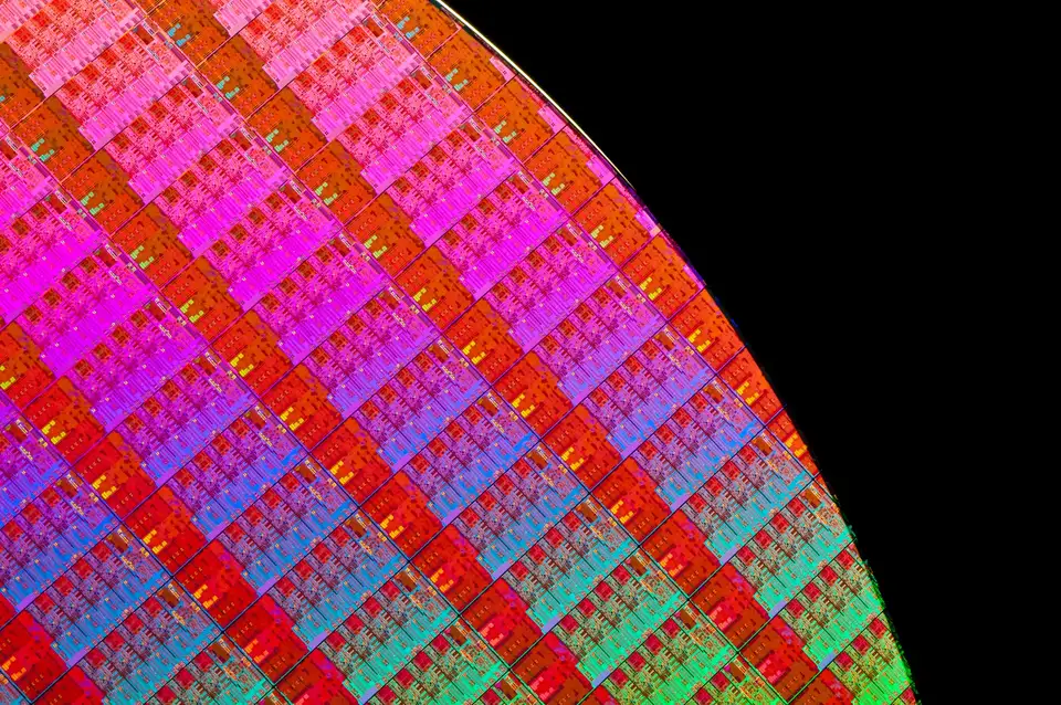 Минус 28,6 % за одну сессию. Акции Intel обвалились после слабого прогноза на конец года